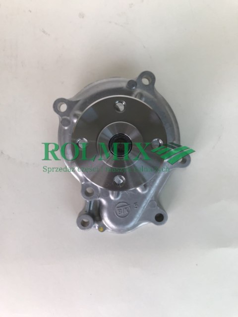 Pompa wody Kubota M105GX Pompa wody Kubota M105GX